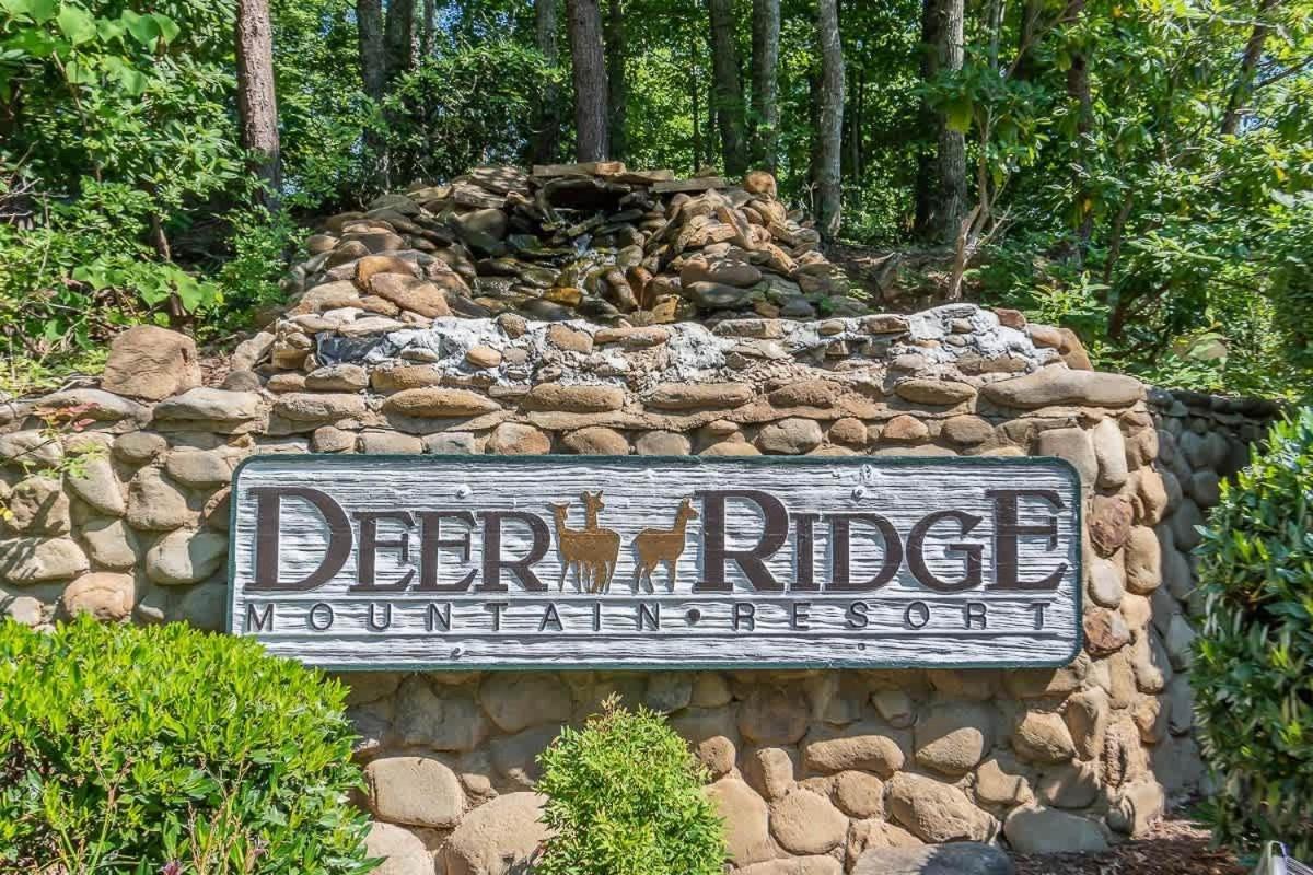Modern Mountain Escape Villa Gatlinburg Luaran gambar