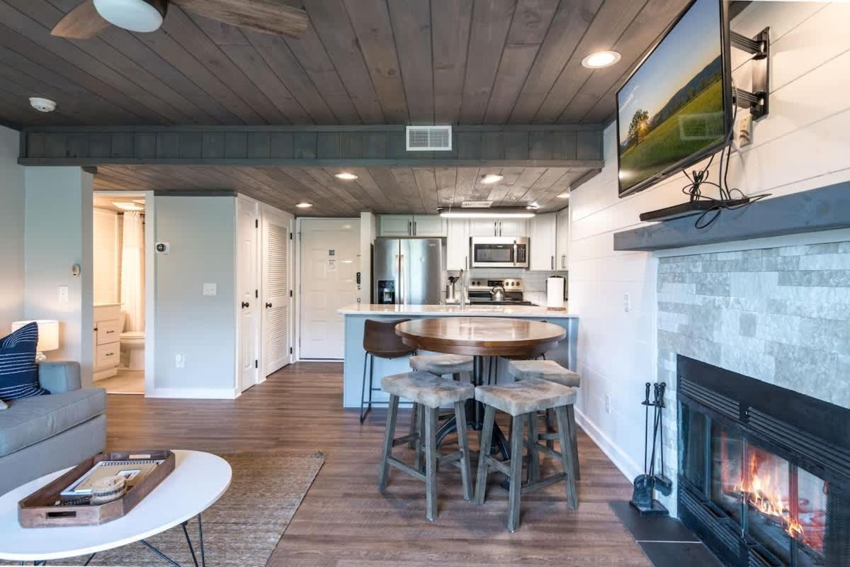 Modern Mountain Escape Villa Gatlinburg Luaran gambar