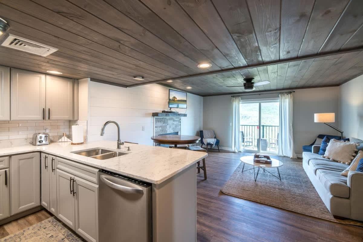 Modern Mountain Escape Villa Gatlinburg Luaran gambar